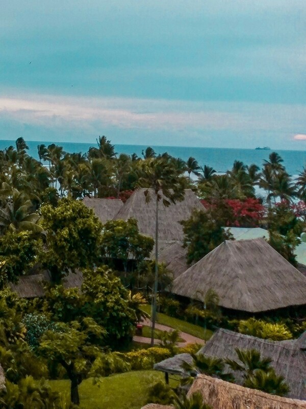 4th qurter image - Fijian Bure Fijian Bures